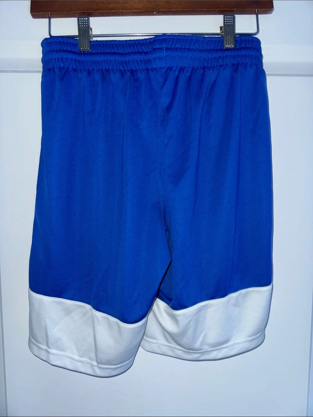 NWOT Kids Nike Jordan Blue & White Regular Fit Drawstring Dri-Fit Shorts S